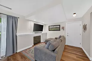 17 E 400 N, Bountiful, UT 84010 - Photo 2