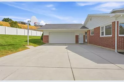 98 E 400 S, Providence, UT 84332 - Photo 32