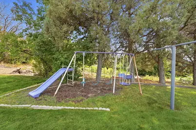 98 E 400 S, Providence, UT 84332 - Photo 36