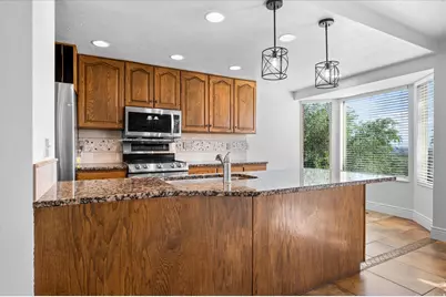 254 E 1825 N, Centerville, UT 84014 - Photo 16
