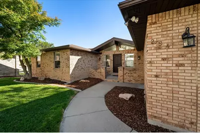 254 E 1825 N, Centerville, UT 84014 - Photo 4