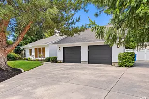 1107 E Birchbrook Cir S, Cottonwood Heights, UT 84047 - Photo 2
