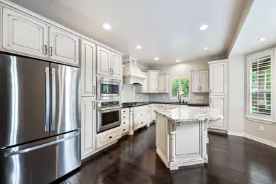 6658 S Tripp View Ln, Murray, UT 84123 - Photo 8