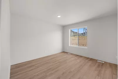 4005 S Woodland Ave W #MV 321, Mapleton, UT 84664 - Photo 12