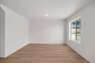 4003 S Woodland W, Mapleton, UT 84664 - Photo 10