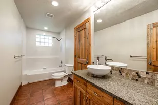 5910 S Whitewater Cir, Holladay, UT 84121 - Photo 50