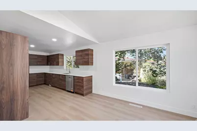 2820 N 700 E, Provo, UT 84604 - Photo 8
