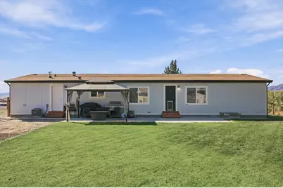 5390 W 20300 N, Plymouth, UT 84330 - Photo 40