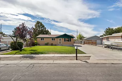 2111 W 7560 S, West Jordan, UT 84084 - Photo 2