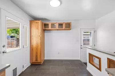 2111 W 7560 S, West Jordan, UT 84084 - Photo 14