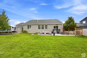 2249 S Parkwood Ln, Kaysville, UT 84037 - Photo 38