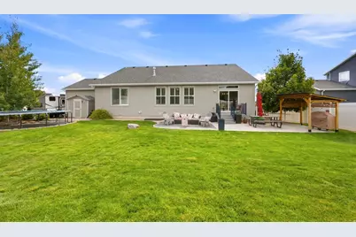 2249 S Parkwood Ln, Kaysville, UT 84037 - Photo 38