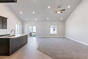 1648 S Windsong Dr, Santaquin, UT 84655 - Photo 12