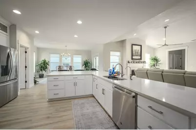 6947 W Granbury Dr, South Jordan, UT 84009 - Photo 14