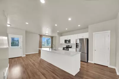 11038 S Harvest Pointe Dr, South Jordan, UT 84009 - Photo 4