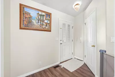 46 N 750 W, Layton, UT 84041 - Photo 2