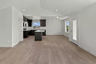 10120 N 5020 W, Elwood, UT 84337 - Photo 10