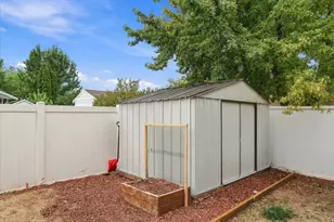 436 W 325 N, Clearfield, UT 84015 - Photo 34