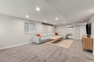 436 W 325 N, Clearfield, UT 84015 - Photo 26