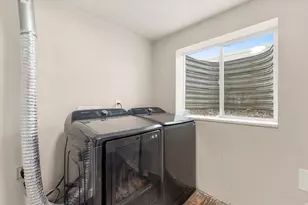 436 W 325 N, Clearfield, UT 84015 - Photo 30