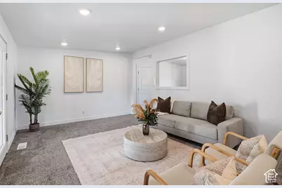 2015 W 4225 S, Roy, UT 84067 - Photo 14