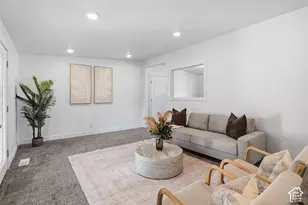 2015 W 4225 S, Roy, UT 84067 - Photo 14