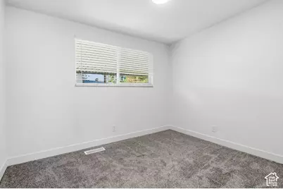 2015 W 4225 S, Roy, UT 84067 - Photo 16