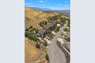 1144 N Twickenham Dr W #137, Salt Lake City, UT 84103 - Photo 12