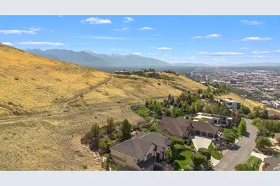 1144 N Twickenham Dr W #137, Salt Lake City, UT 84103 - Photo 4