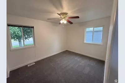 7112 S 2780 E, Cottonwood Heights, UT 84121 - Photo 12