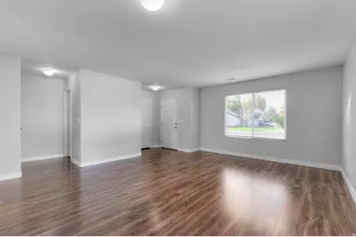 1585 W 900 S, Lehi, UT 84043 - Photo 4