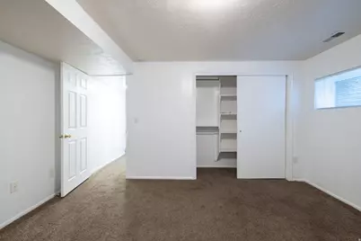 270 E 5100 S, Washington Terrace, UT 84405 - Photo 34