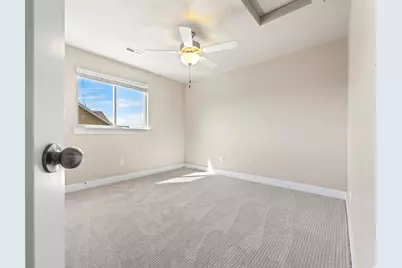 1587 W 430 N, Lindon, UT 84042 - Photo 18
