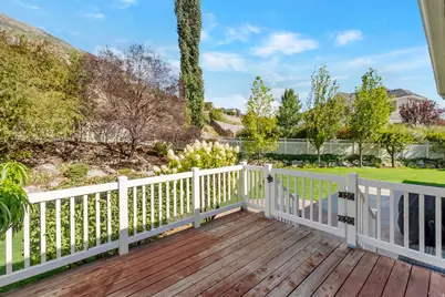 9594 N Aztec Dr, Cedar Hills, UT 84062 - Photo 24