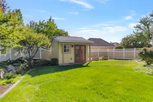 9594 N Aztec Dr, Cedar Hills, UT 84062 - Photo 34