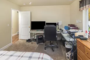 275 W 60 S, Hyde Park, UT 84318 - Photo 16