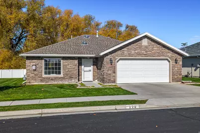 275 W 60 S, Hyde Park, UT 84318 - Photo 2