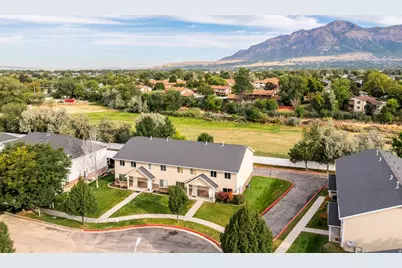 488 E 475 N, Ogden, UT 84404 - Photo 2