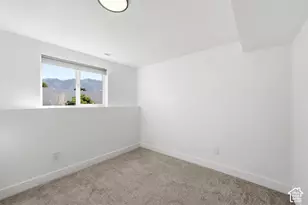10251 S 535 E, Sandy, UT 84070 - Photo 10