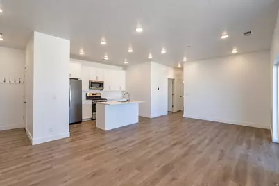 5801 S Garnet Dr #1302, Saint George, UT 84790 - Photo 6