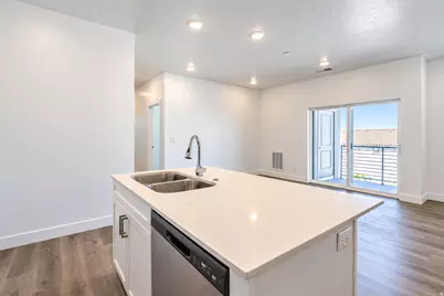 5801 S Garnet Dr #1302, Saint George, UT 84790 - Photo 8