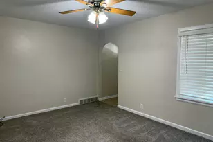 258 E 700 N, Logan, UT 84321 - Photo 4