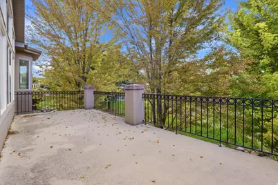 1158 W Le Rosier Ct, West Jordan, UT 84088 - Photo 32