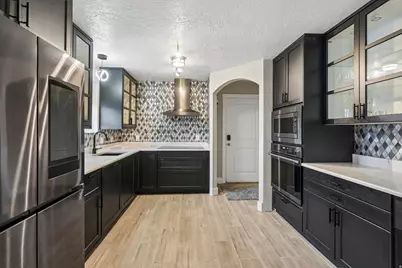 633 E 4th Ave N #3, Salt Lake City, UT 84103 - Photo 1