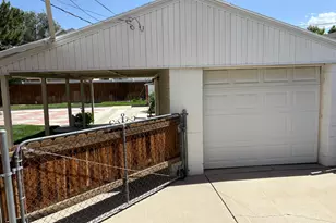 3607 S 610 E, South Salt Lake, UT 84106 - Photo 8
