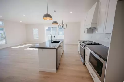 1440 W Pleasant View Dr #3, Kaysville, UT 84037 - Photo 6