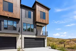 5882 N Elle Ln, Mountain Green, UT 84050 - Photo 4