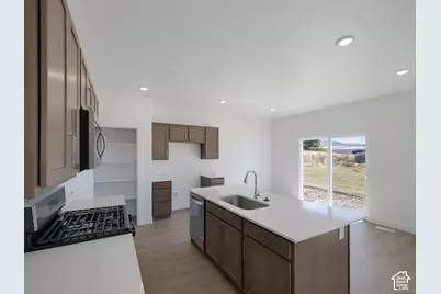 1672 N Old Loon Ave #107, Tooele, UT 84074 - Photo 4