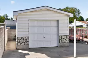 3048 S 4960 W, West Valley, UT 84120 - Photo 38
