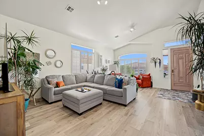 23 N Shadow Ridge Dr, Washington, UT 84780 - Photo 12